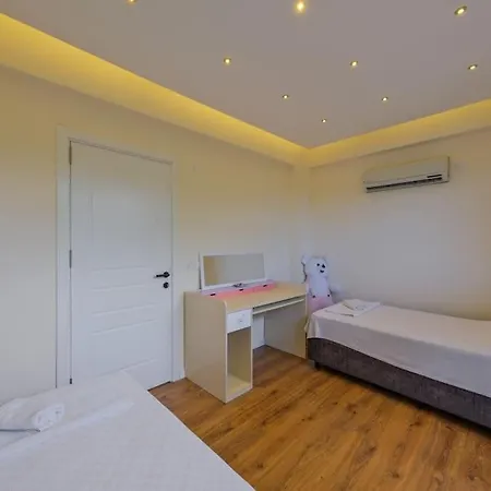 Modern, Havuzlu Lux * فتحية