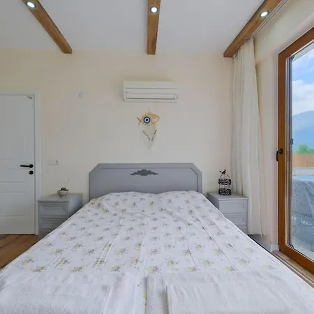 Modern, Havuzlu Lux Villa Fethiye