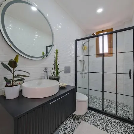 Modern, Havuzlu Lux فيلة فتحية