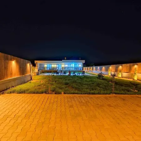 Modern, Havuzlu Lux Villa Fethiye