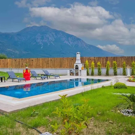 Villa Modern, Havuzlu Lux